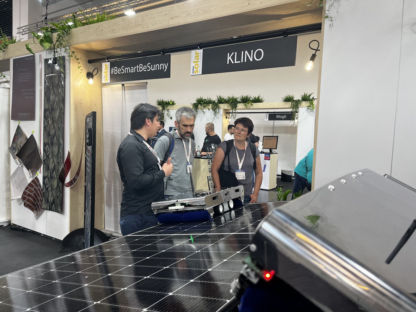 Visitors at the KLINO booth at Intersolar 2026 examining the klinobot